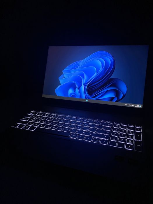 СРОЧНО Ноутбук 269130 Тенге