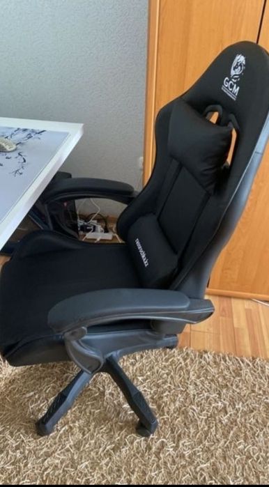 Продам игровое кресло