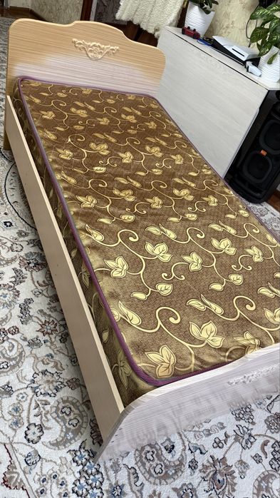 Кровати односпальные