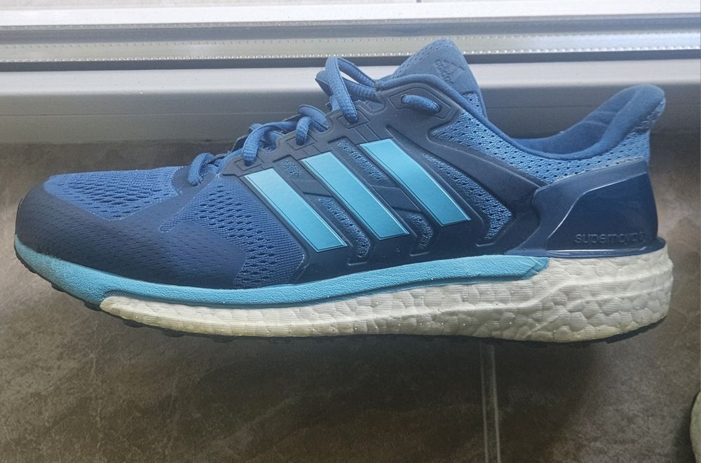 Adidasi Adidas Supernova