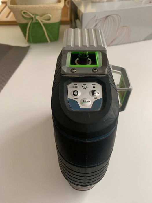 Vând laser Bosch profesional