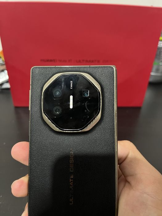 Huawei xt mate ultimate design