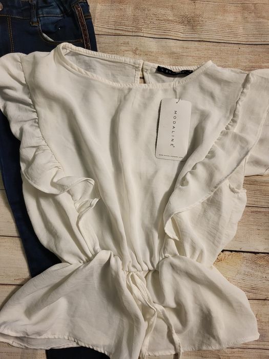 Blugi Reserved 9 ani și bluza noua cu eticheta
