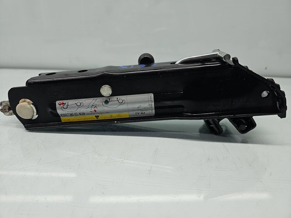Cric Volkswagen Passat CC (358) Facelift [Fabr 2012-2016] 3AA011031B
