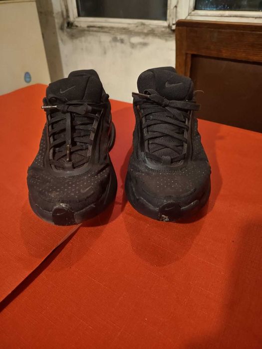 Nike AirMax 42ри номер