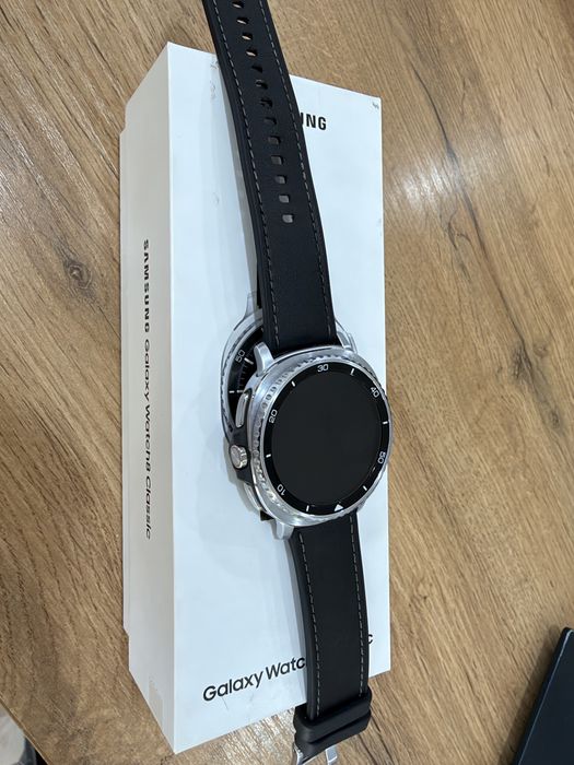 Galaxy wath 8 classic