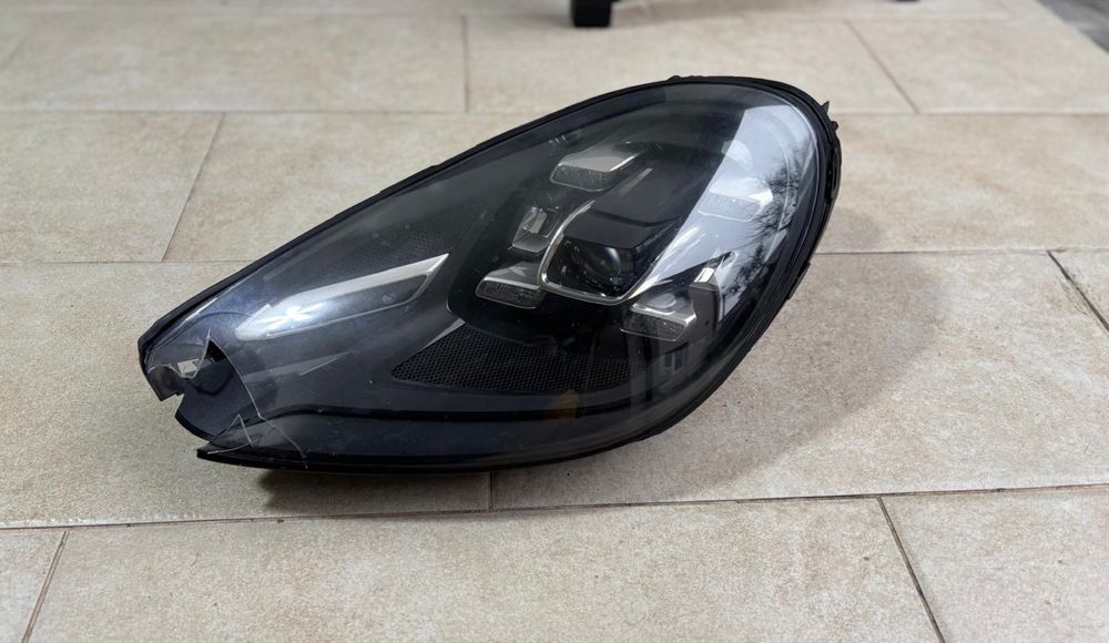 Far stanga led porsche cayenne facelift 2015-2018