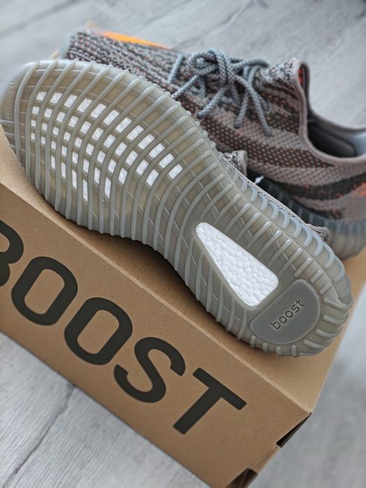 Yeezy boost 350 v2 44