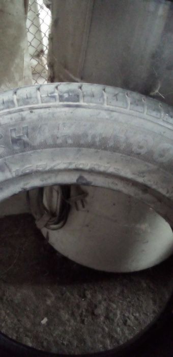 Продаются б/у шины 165/70/R13 79T, 1 штука charmhoo, 4 штуки machete