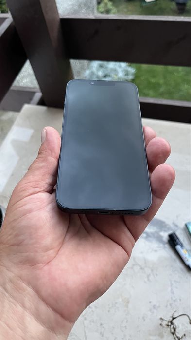 Iphone 14 negru 256 gb impecabil