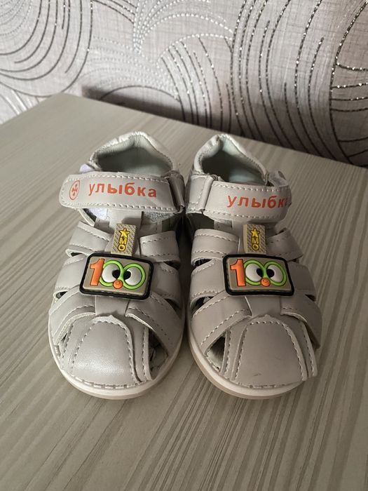 Детские сандалики