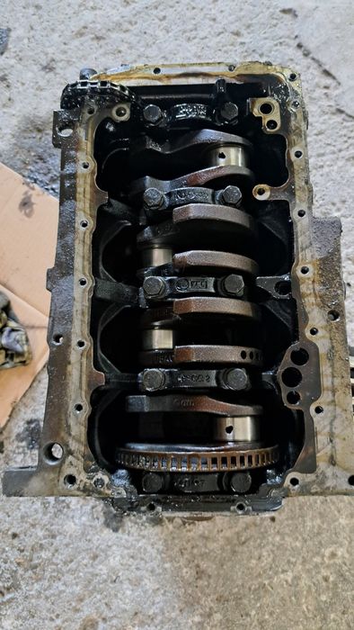 Продам запчасти двигателей