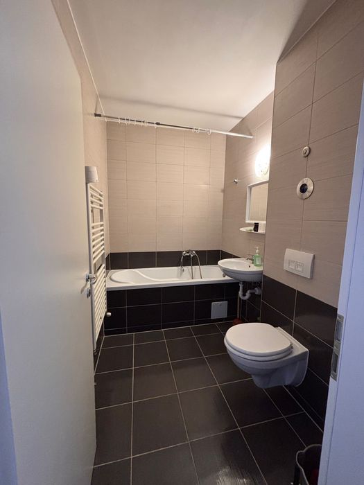 Închiriez  apartament 2 camere în Avangarden Bartolomeu