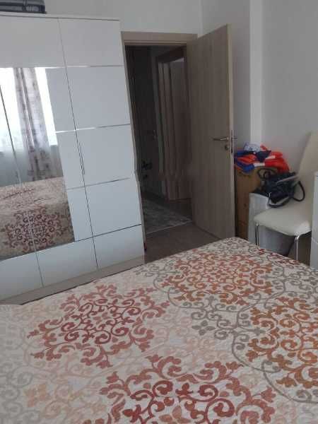 Продавам тристаен апартамент в Меден Рудник - снимка 4