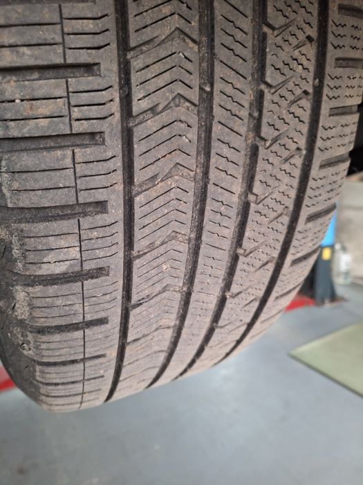 Jante bmw X3-X4-X5 R 18 cu cauciucur iarnai