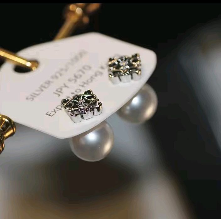 Дамски сребристи обеци