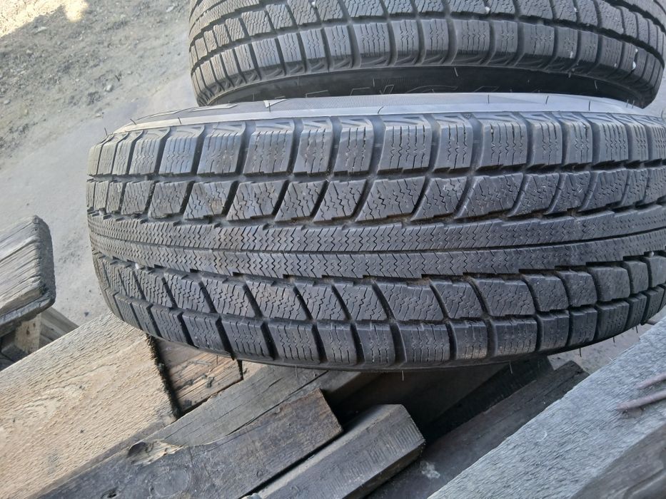 В продаже шины..