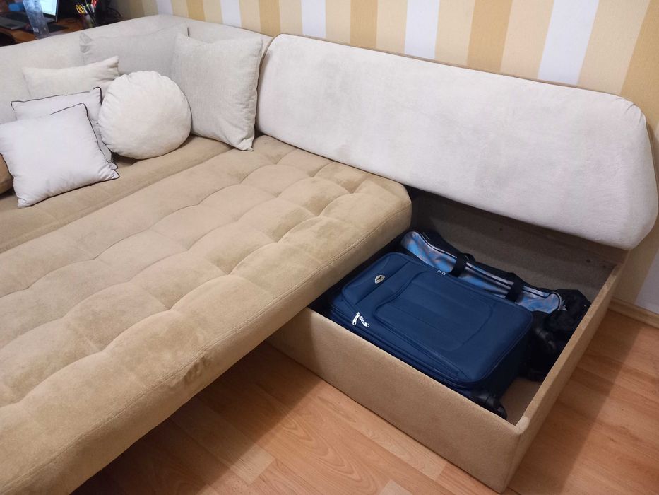 Разтегателен диван