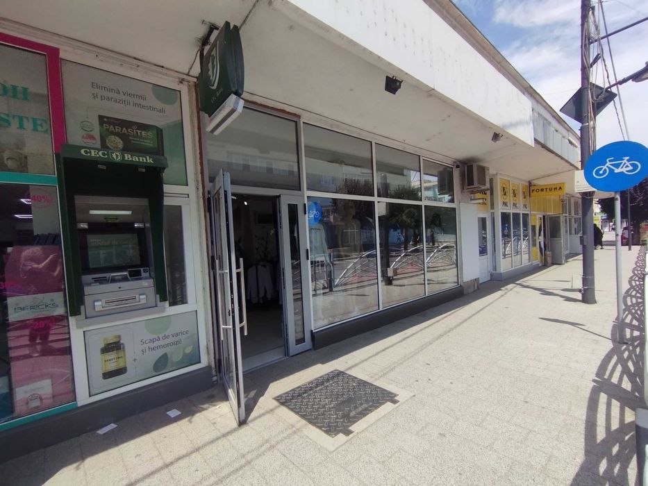 Inchiriez spatiu comercial in Moinesti