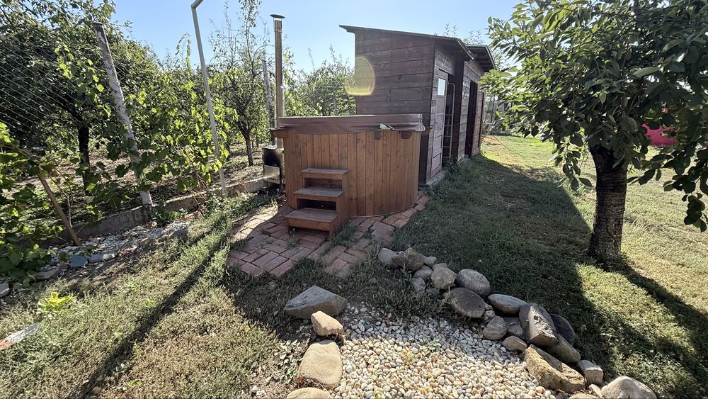 Se vinde casa vacanta