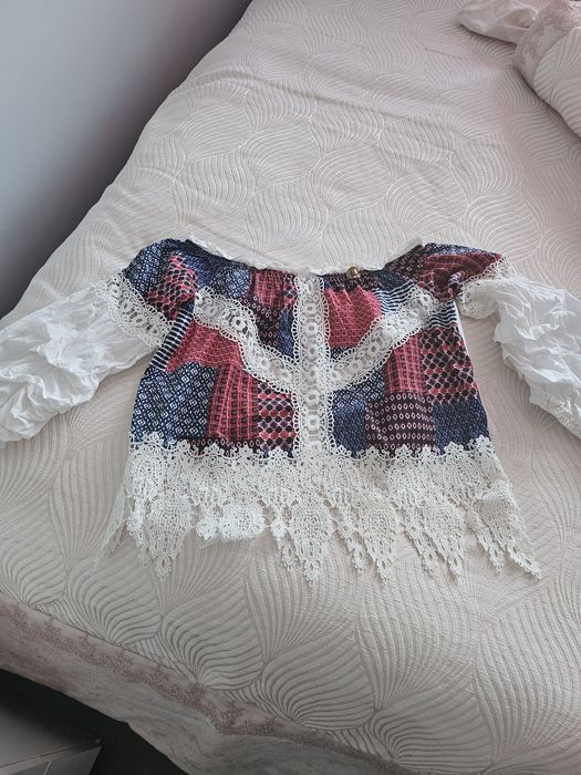 Блуза на Луци Lucy, Джофра