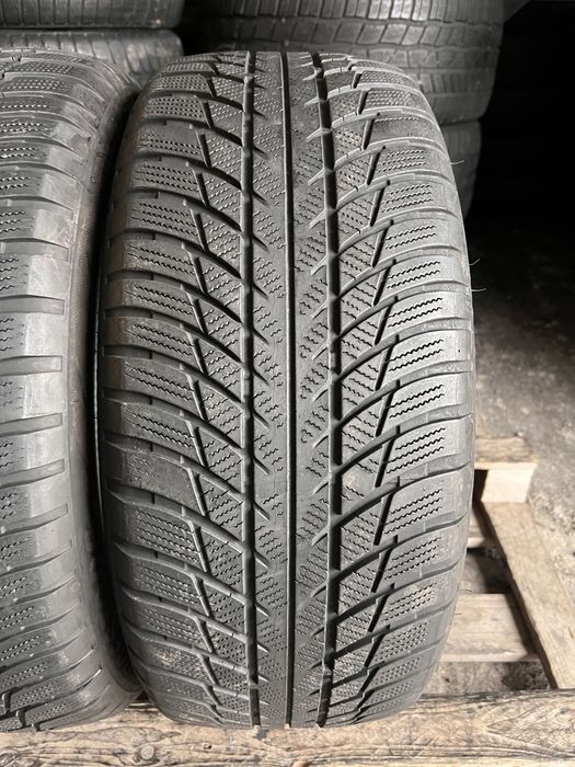 2 anvelope iarna 225/50/17 , Bridgestone , RunFlat , DOT 2022