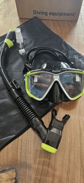 Маска для плавания