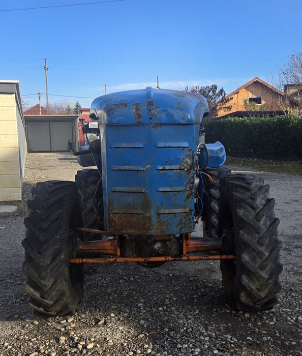 Tractoras 4×4 diesel Eron D 25D