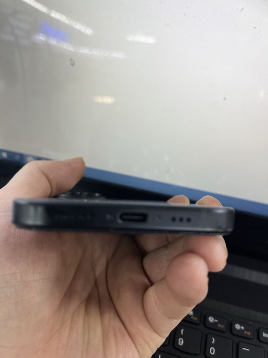 Iphone15 128G батерика емкосты87%