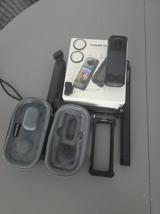 Vand Insta 360 x4 cu accesorii