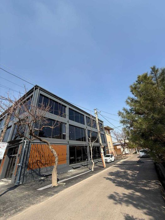 Сдаётся Здание 1260м2 Яккасарайский район Ракат махалля (N119)