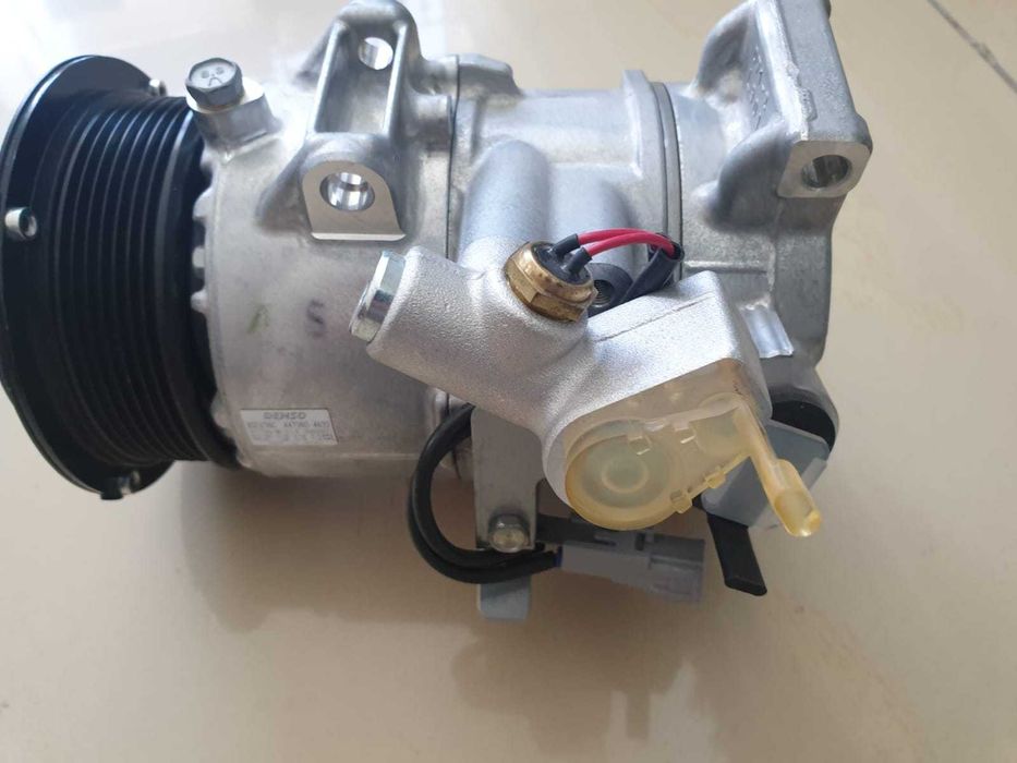 Компрессор кондиционера  DENSO   RAV 4