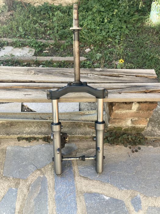 Yamaha Majesty 250/2000-2003 предница