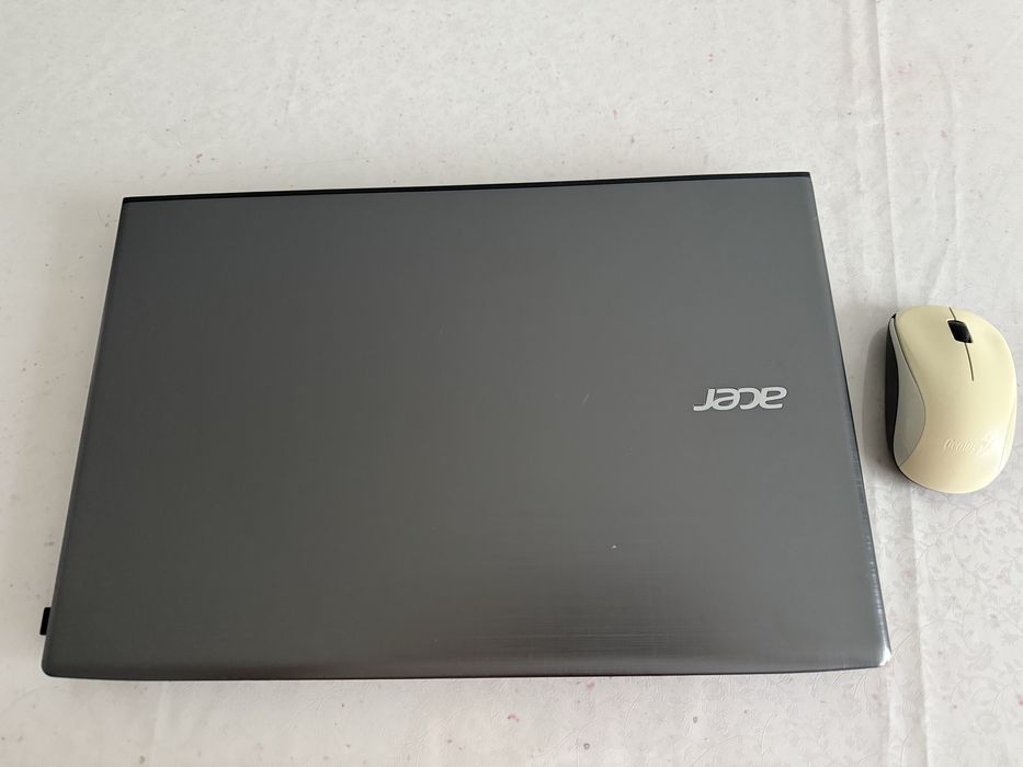 Ноутбук Acer aspire E5-575G-55RB