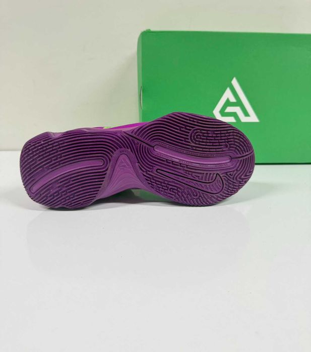 Nike Giannis Immortality 4