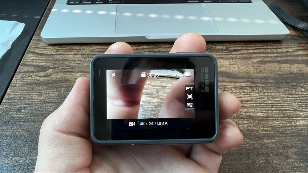 Екшън камера GoPro Hero 5 +селфи стик и крепление за глава