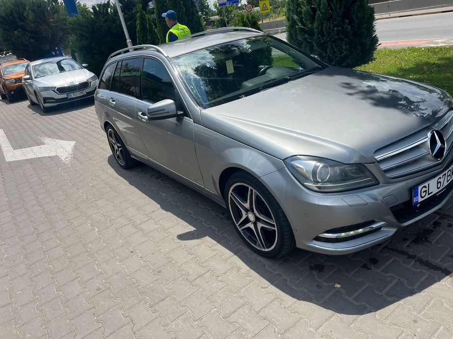DE VANZARE- Mercedes- Benz C class 2012 Facelift