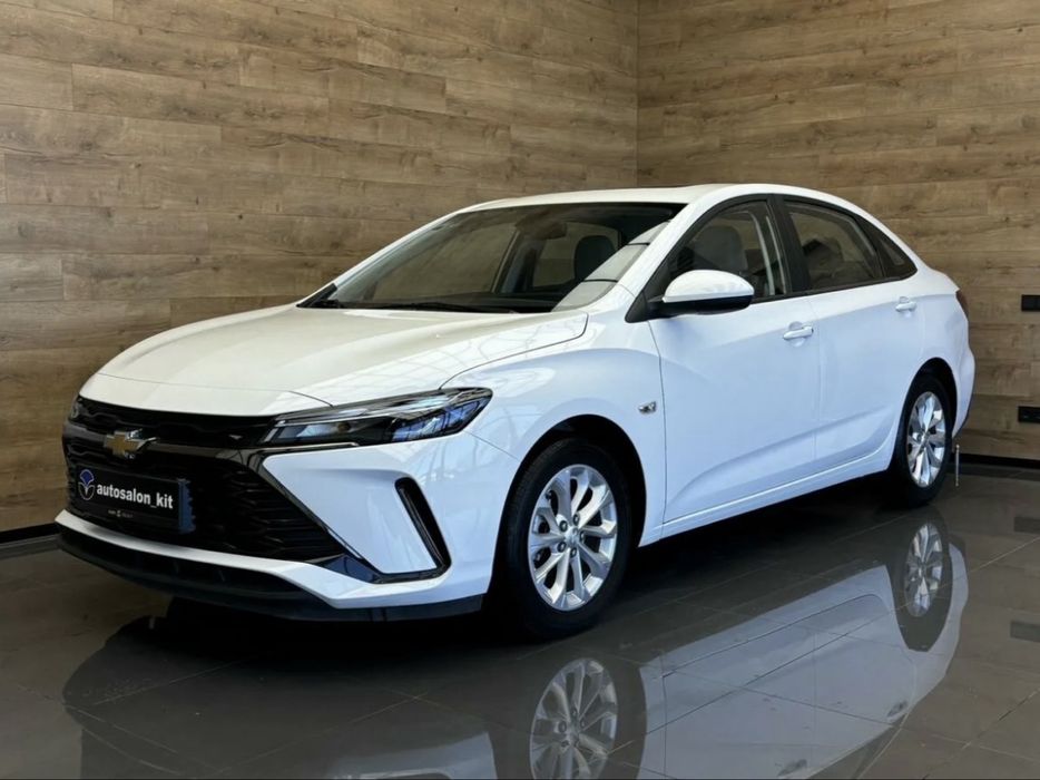 Сдам в аренду автомобиль на длительный срок