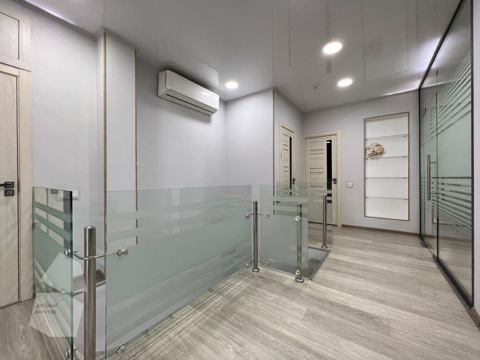 Сдается в аренду Евро офис с мебелью вдоль дороги 130м2 - Ц-13/Лабзак