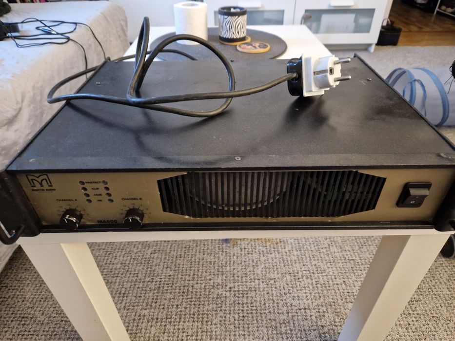 Amplificator Martin Audio MA900 by Lab Gruppen