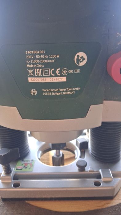 Продам фрезер фирмы Bosch