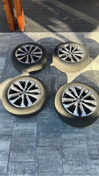 Set jante aliaj originale Renault Zoe 16" cu anvelope de iarnă 195/55 R16