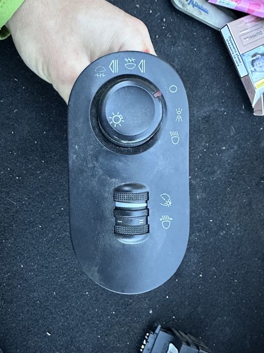 Ключ Светлини Seat ibiza 2005 Година