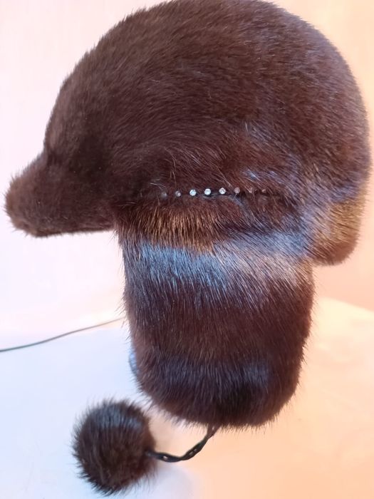 Продам шапку норковую