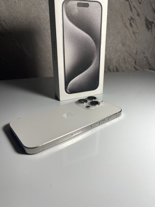 iPhone 15 Pro 256Gb.     White Titanium