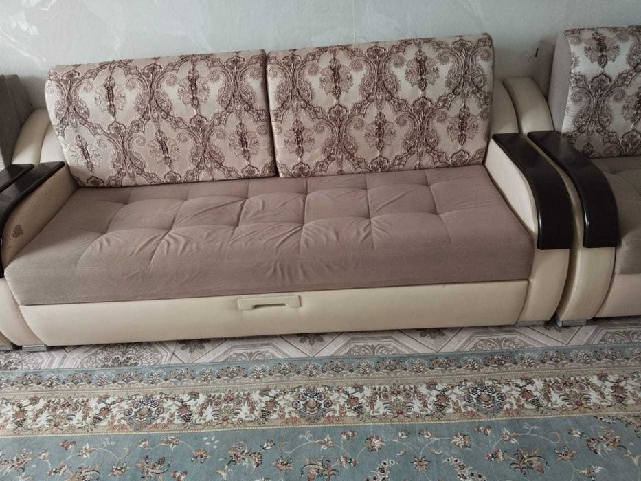 Продам диван производство Россия.