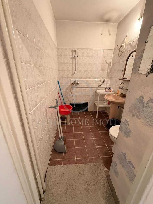 Продава се Двустаен апартамент в Пловдив, Кючук Париж - 65 кв.м за 942 €/кв.м - Снимка #11