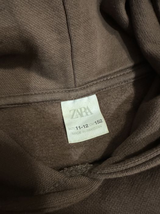 Кафяв суитчър с качулка Zara