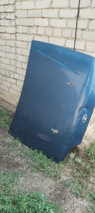 Капот,на ВАЗ 2114,2115