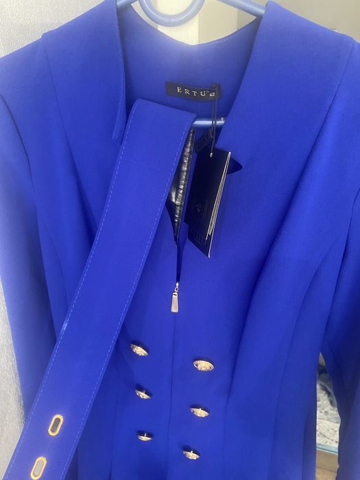 Вечерние платье.